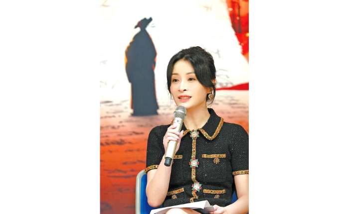导演李卓群