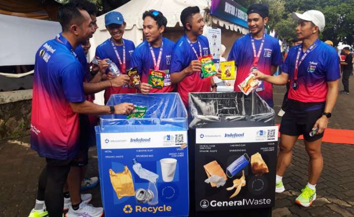 在活动实施过程中管理所有活动废弃物。