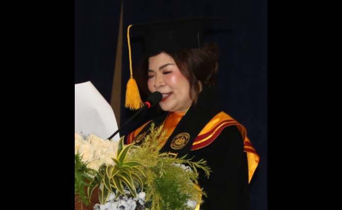 黄婉玉被授予学位仪式后致辞