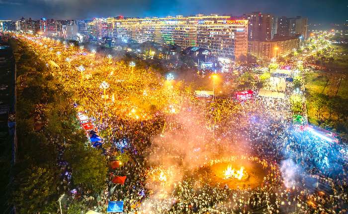 凉山彝族自治州火把节现场。（资料图，凉山彝族自治州官方供图）