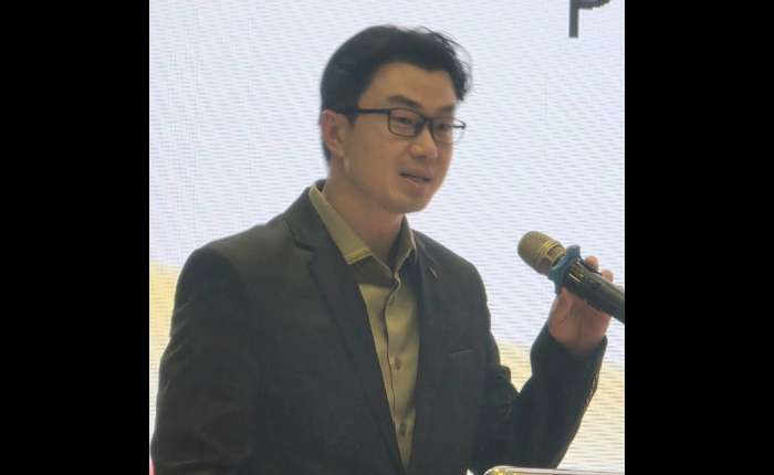 3.	王老吉印尼经销商代表William致辞