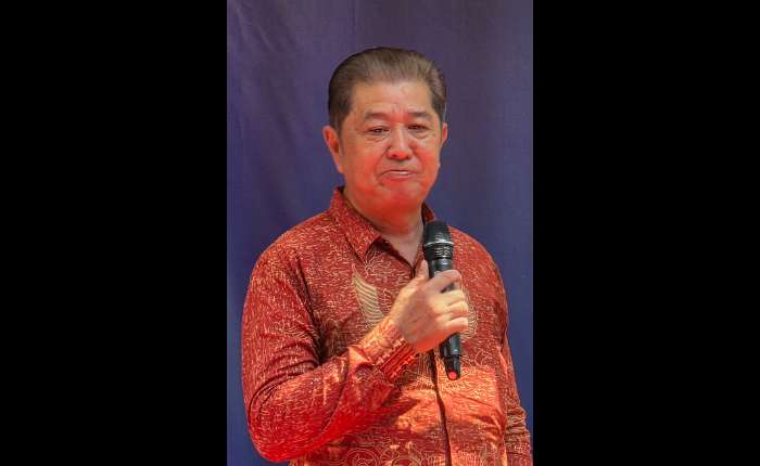 评委会主席郑宗鸿致辞