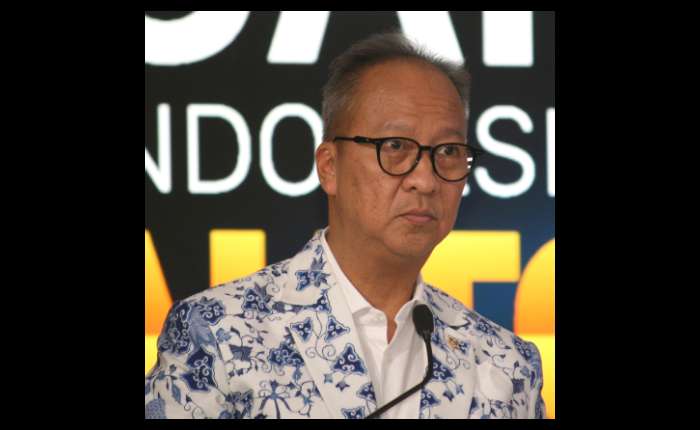 工业部长阿古斯·古米旺致辞