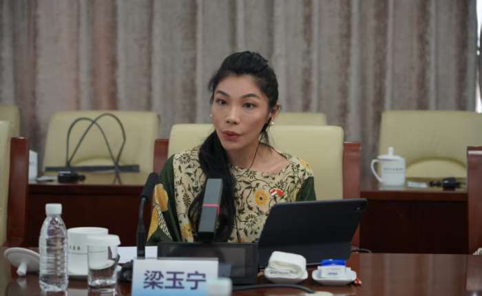 梁玉宁副大使