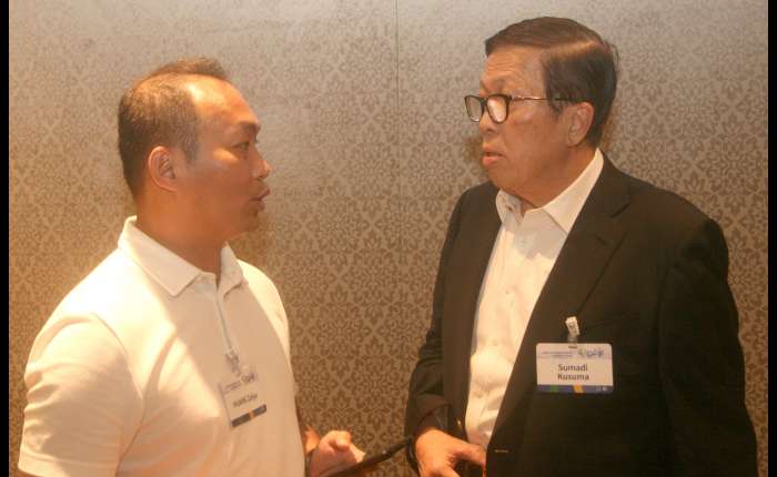 许锦祥与Jack Huang互动交流。